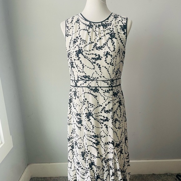 Talbots Floral Flounce Black and White Hem Dress - Picture 1 of 7